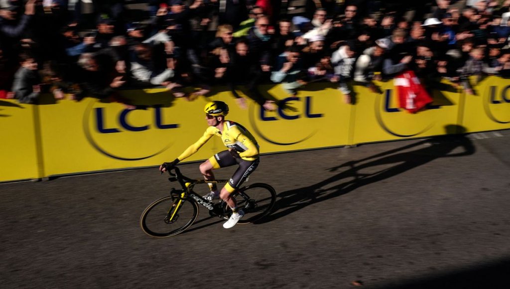 découvrez l'analyse complète et les résultats du pari victorieux du 3 mars 2026, avec conseils et stratégies pour maximiser vos gains.